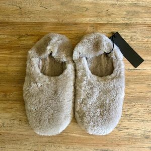 Jenni Kayne Moroccan-Style Slippers SZ L NWT